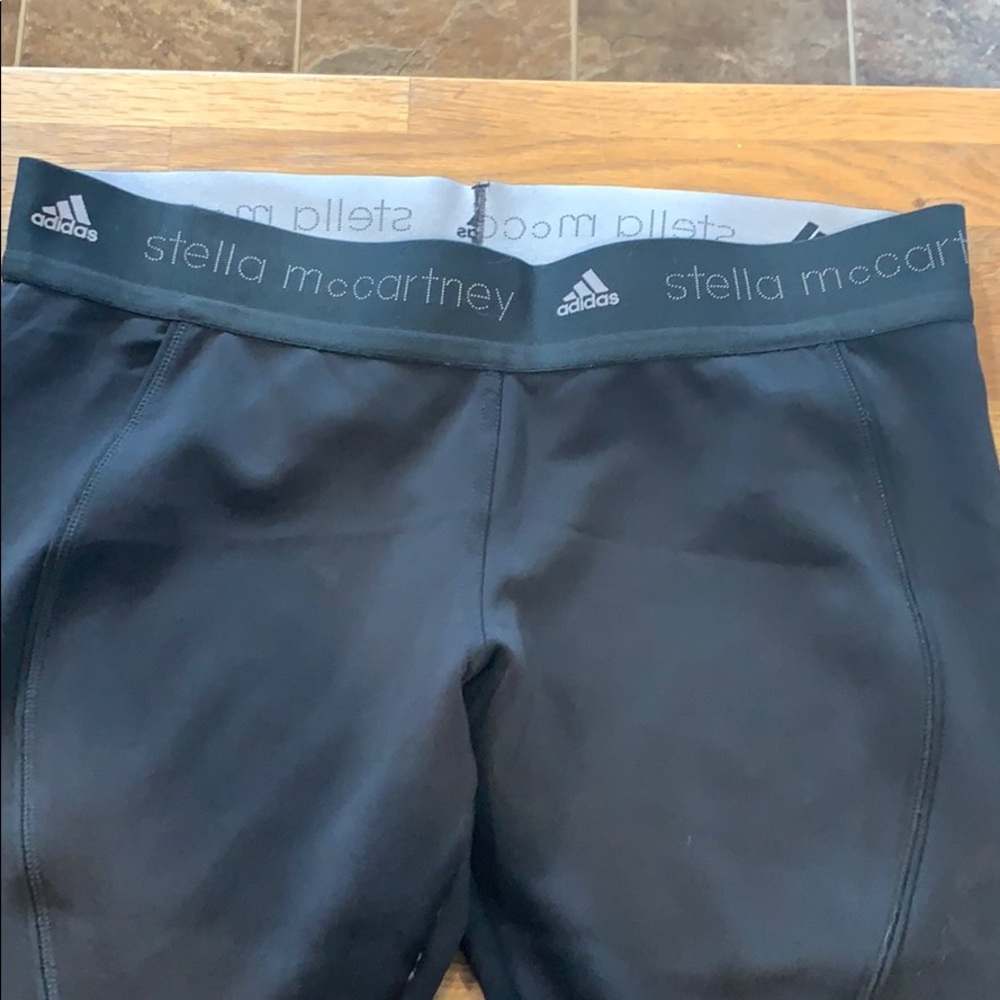 Stella McCartney cropped workout tights